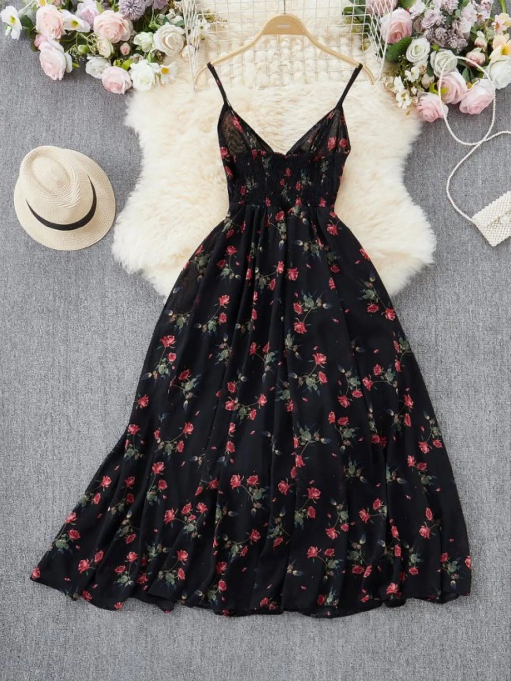 Chicbeautyy Women's Boho Style Floral-Print Spaghetti Strap Cami Dress