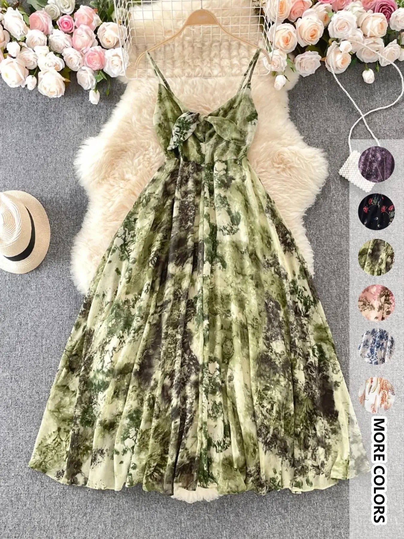 Chicbeautyy Women's Boho Style Floral-Print Spaghetti Strap Cami Dress